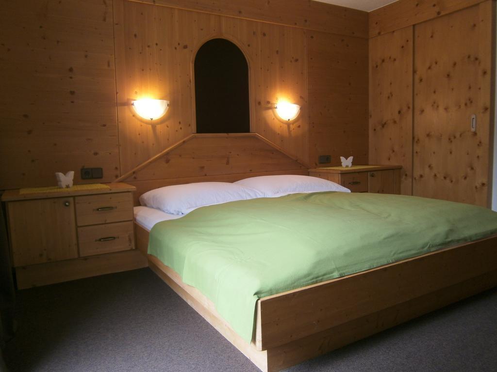 Haus Wiesenheim Fw Oetztal Längenfeld Extérieur photo