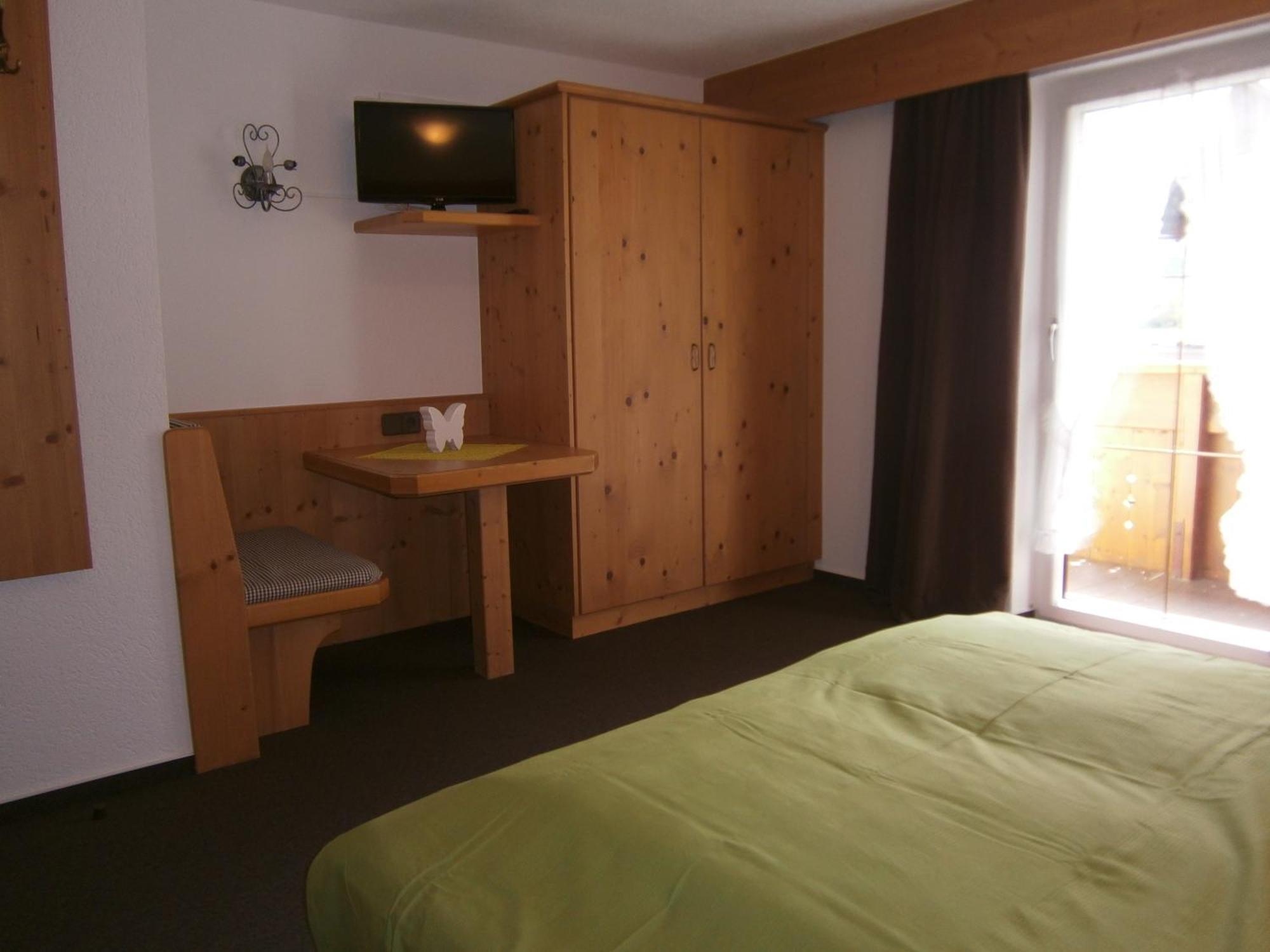 Haus Wiesenheim Fw Oetztal Längenfeld Chambre photo